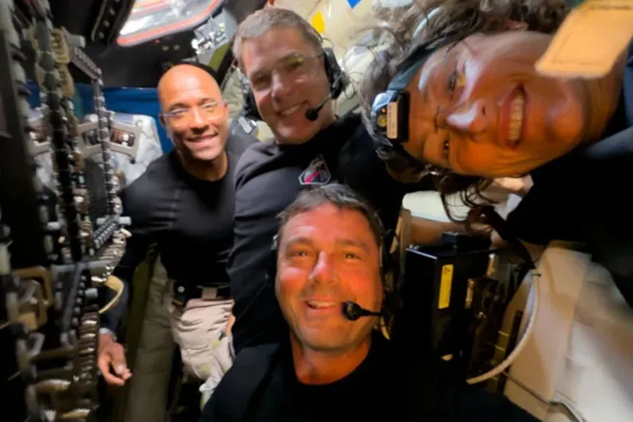 Sem hora extra: veja quanto ganham os astronautas da missão Artemis II